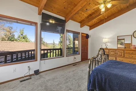 1240 Vista Way Klamath Falls OR 97601