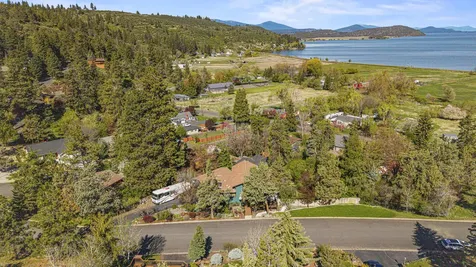 1240 Vista Way Klamath Falls OR 97601