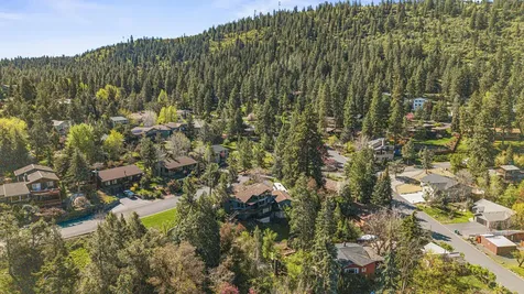 1240 Vista Way Klamath Falls OR 97601