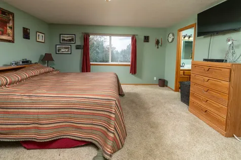 3128 NE Cromwell Court Bend OR 97701