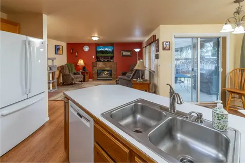 3128 NE Cromwell Court Bend OR 97701