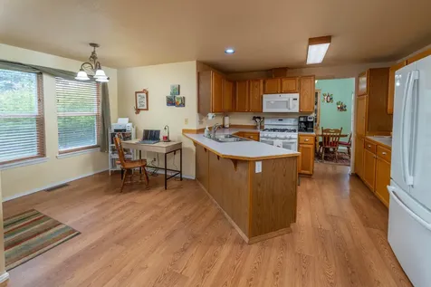 3128 NE Cromwell Court Bend OR 97701