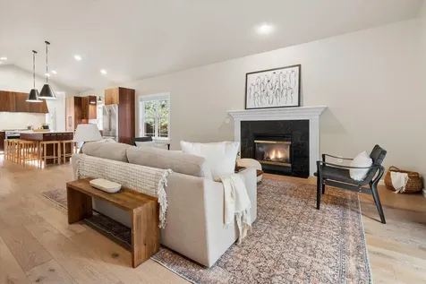 19563 Meadowbrook Drive Bend OR 97702