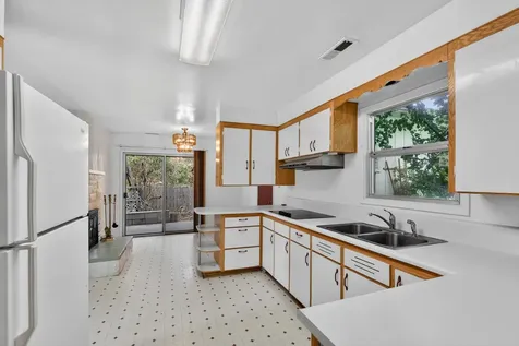 1984 Woodlawn Drive Medford OR 97504