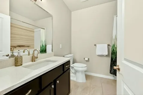 1723 Luxor Lane Medford OR 97504