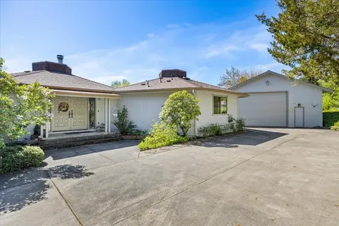 2340 Hillside Drive Central Point OR 97502