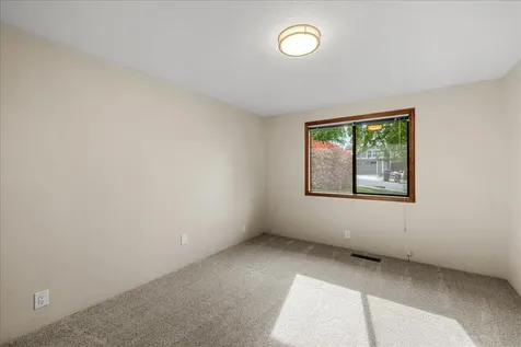 2981 Rosewood Street Medford OR 97504