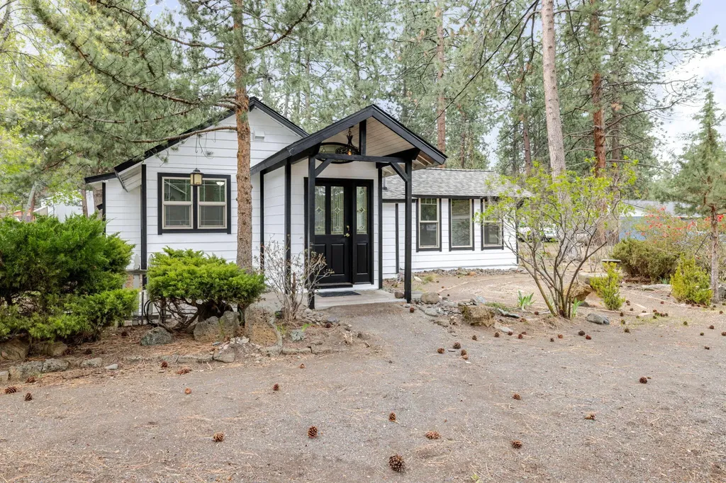 60236 Navajo Road Bend OR 97702