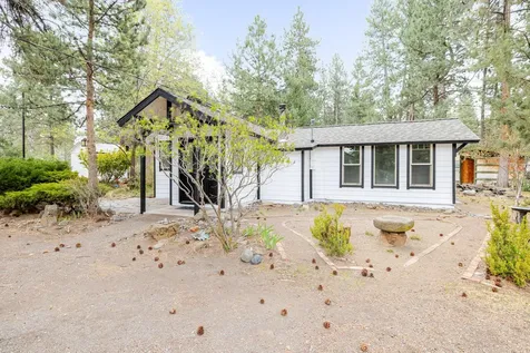 60236 Navajo Road Bend OR 97702