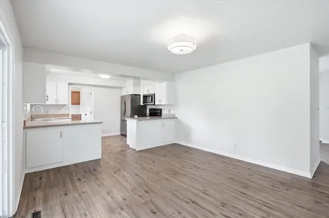 689 S Modoc Avenue Medford OR 97504