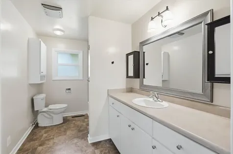 689 S Modoc Avenue Medford OR 97504