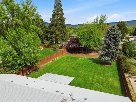 689 S Modoc Avenue Medford OR 97504