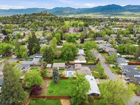 689 S Modoc Avenue Medford OR 97504