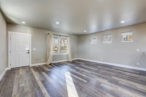 1525 SW 31st Street Redmond OR 97756