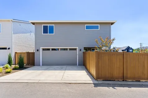 21134 NE Beall Drive Bend OR 97701