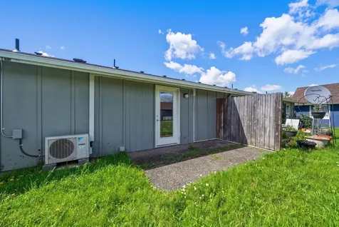 3659 W 18th Avenue Eugene OR 97402