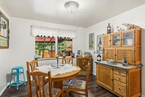 7771 Monument Drive Grants Pass OR 97526