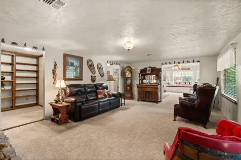 7771 Monument Drive Grants Pass OR 97526