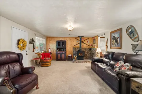 7771 Monument Drive Grants Pass OR 97526