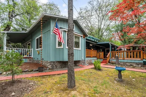 7771 Monument Drive Grants Pass OR 97526