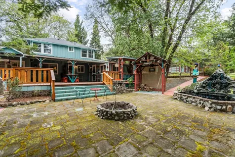7771 Monument Drive Grants Pass OR 97526