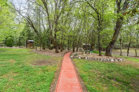 7771 Monument Drive Grants Pass OR 97526