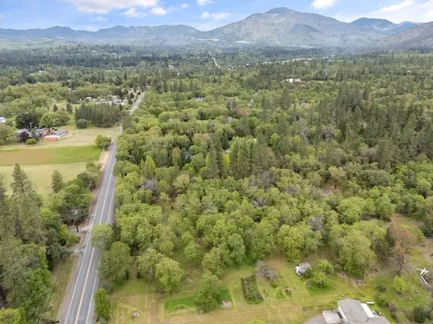 7771 Monument Drive Grants Pass OR 97526