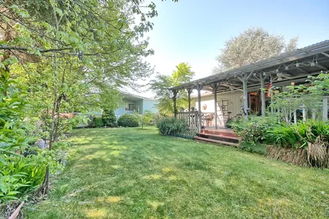1848 Tamarac Lane Grants Pass OR 97527