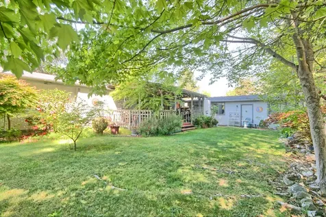 1848 Tamarac Lane Grants Pass OR 97527
