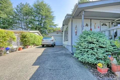 1848 Tamarac Lane Grants Pass OR 97527