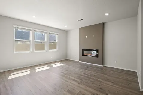 20625 SE Slate Avenue Bend OR 97702