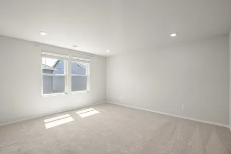 20625 SE Slate Avenue Bend OR 97702
