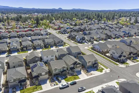 20625 SE Slate Avenue Bend OR 97702