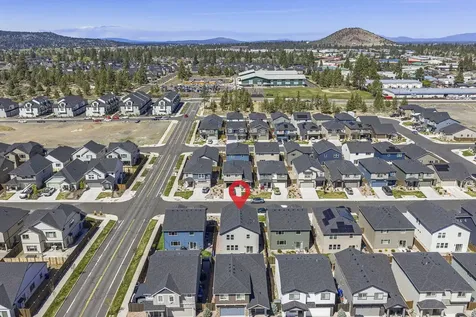20625 SE Slate Avenue Bend OR 97702