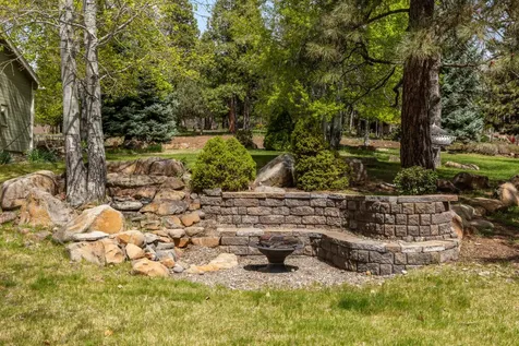 10704 Kestrel Road Klamath Falls OR 97601