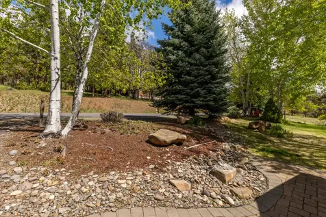 10704 Kestrel Road Klamath Falls OR 97601