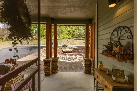 10704 Kestrel Road Klamath Falls OR 97601
