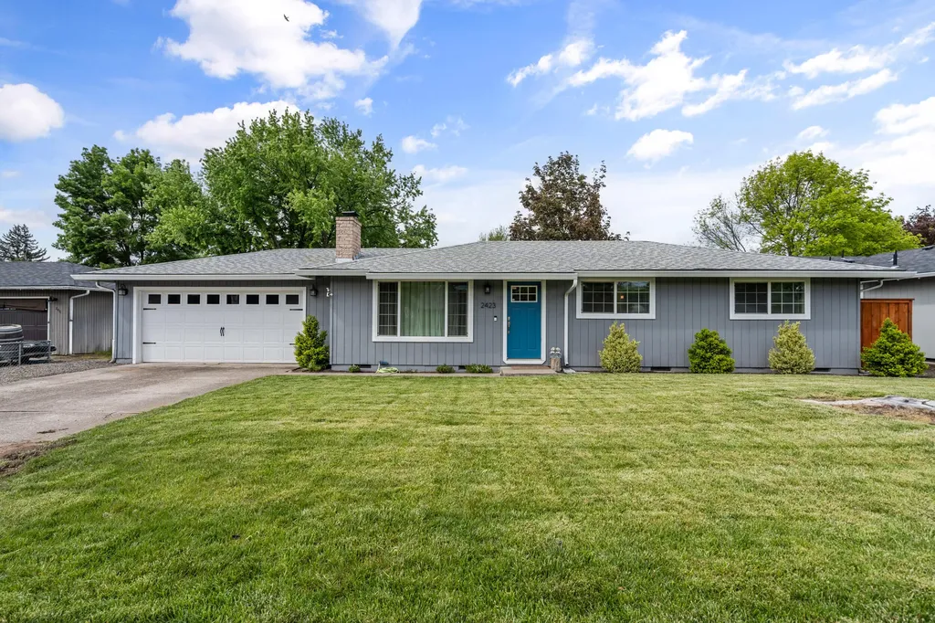 2423 Delta Waters Road Medford OR 97504