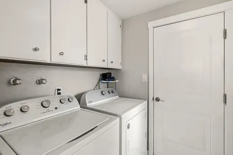 2423 Delta Waters Road Medford OR 97504