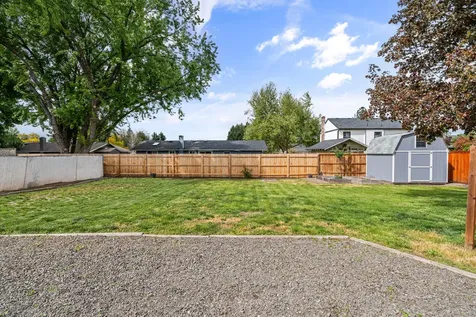 2423 Delta Waters Road Medford OR 97504