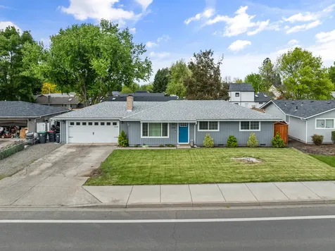 2423 Delta Waters Road Medford OR 97504