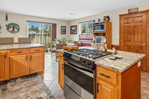 1551 SW Parkway Drive Redmond OR 97756