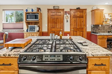 1551 SW Parkway Drive Redmond OR 97756