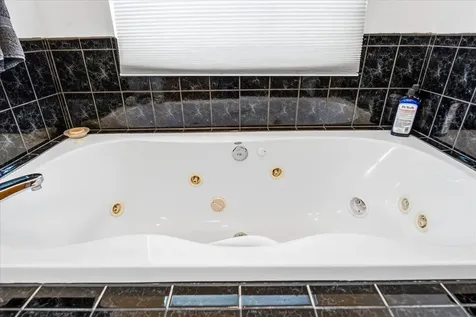 1551 SW Parkway Drive Redmond OR 97756
