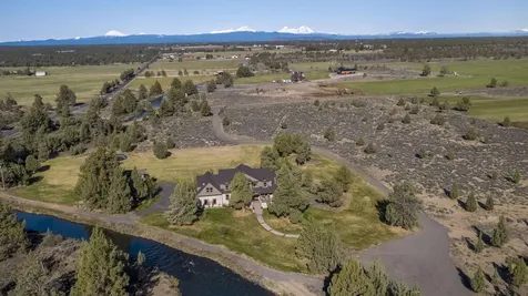 24442 Dodds Road Bend OR 97701