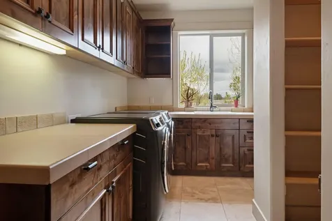 24442 Dodds Road Bend OR 97701