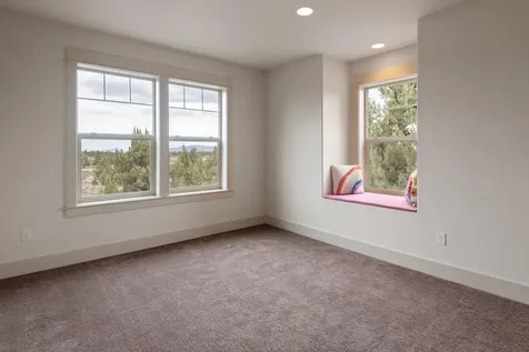 24442 Dodds Road Bend OR 97701