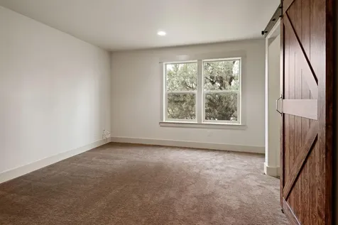 24442 Dodds Road Bend OR 97701