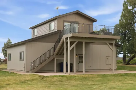 24442 Dodds Road Bend OR 97701