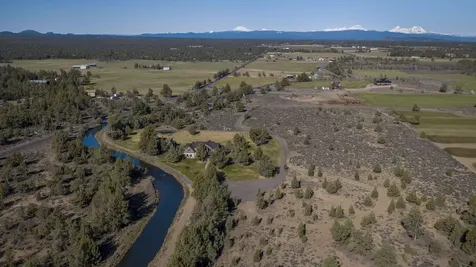 24442 Dodds Road Bend OR 97701